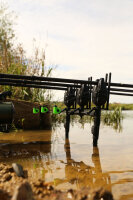 Fox Black Label Mini Swinger