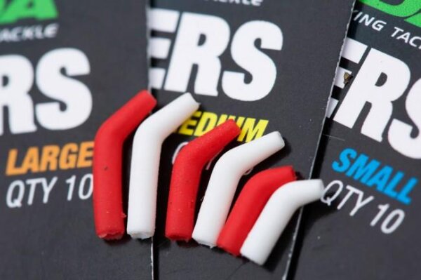 Korda Kickers Medium White Red small