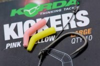 Korda Kickers Medium White Red small